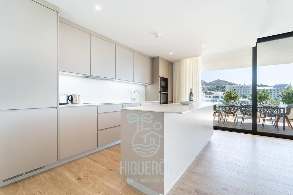 Higueronrentals Golden Sunrise Apartamento