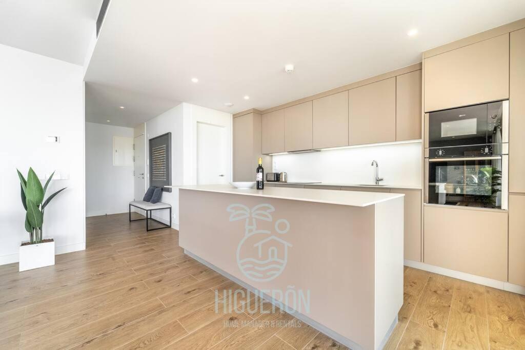 Apartamento Higueronrentals Golden Sunrise Málaga