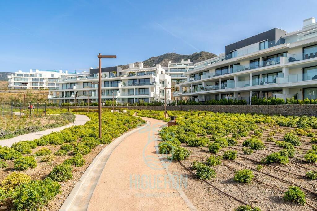 Higueronrentals Golden Sunrise *